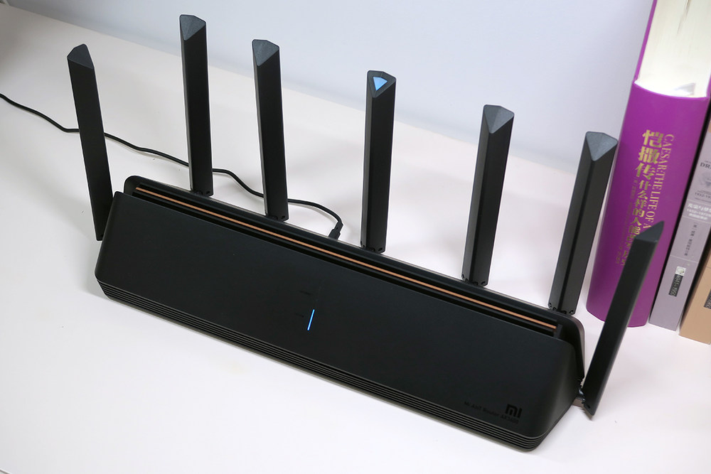 Wi-Fi 6旗舰路由 小米AIoT路由器AX3600实拍